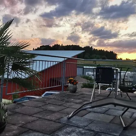 Mit Terrasse Und Garten Münsingen